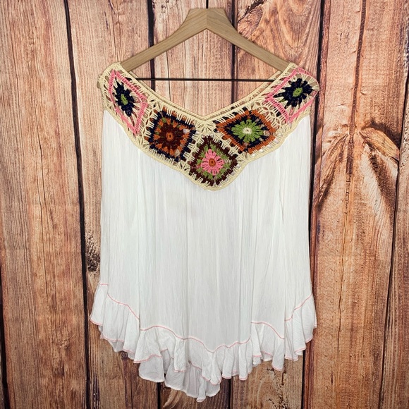Chelsea & Violet Tops - SOLD CHELSEA & VIOLET | Bell Sleeve Crochet Top